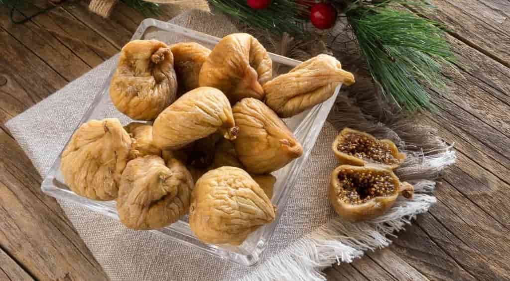 تصویر 4 از انجیر خشک تیزابی با سطح روشن و طعم طبیعی
